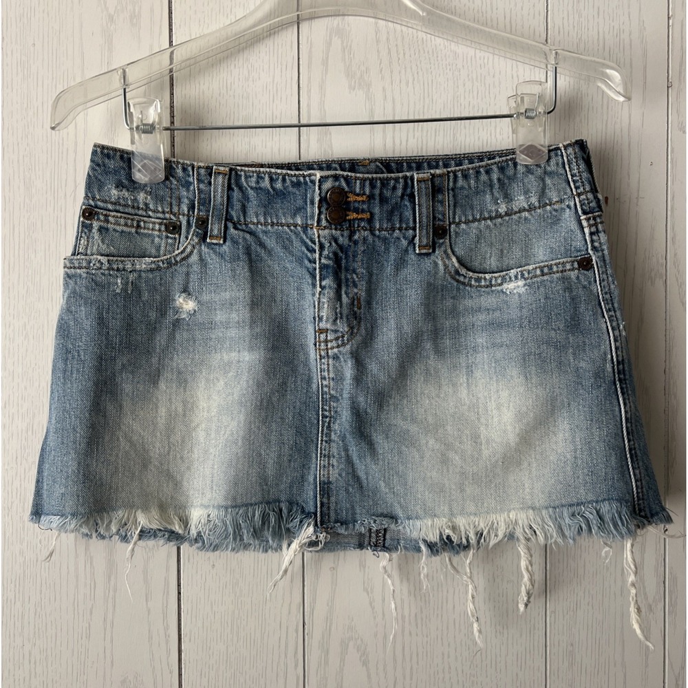 Vintage Y2K Abercrombie And Fitch Denim Micro Mini Skirt Size 2 Low Rise Raw Hem